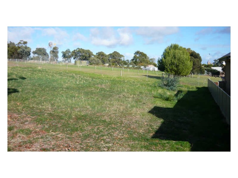17 Muggs Hill Road, Torrens Park SA 5062