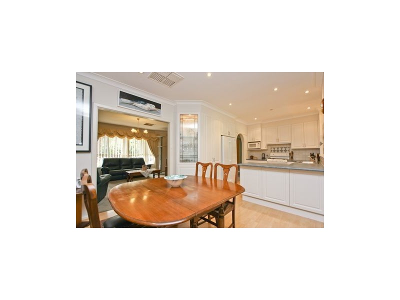 2 McArthur Avenue, Rostrevor SA 5073