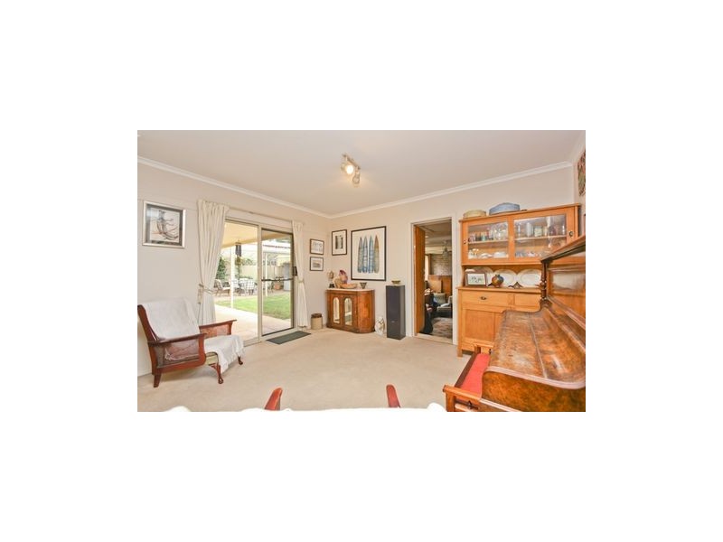 2 McArthur Avenue, Rostrevor SA 5073