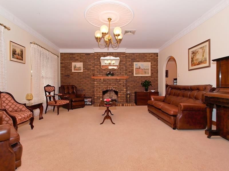 4 Chestnut Grove, Magill SA 5072