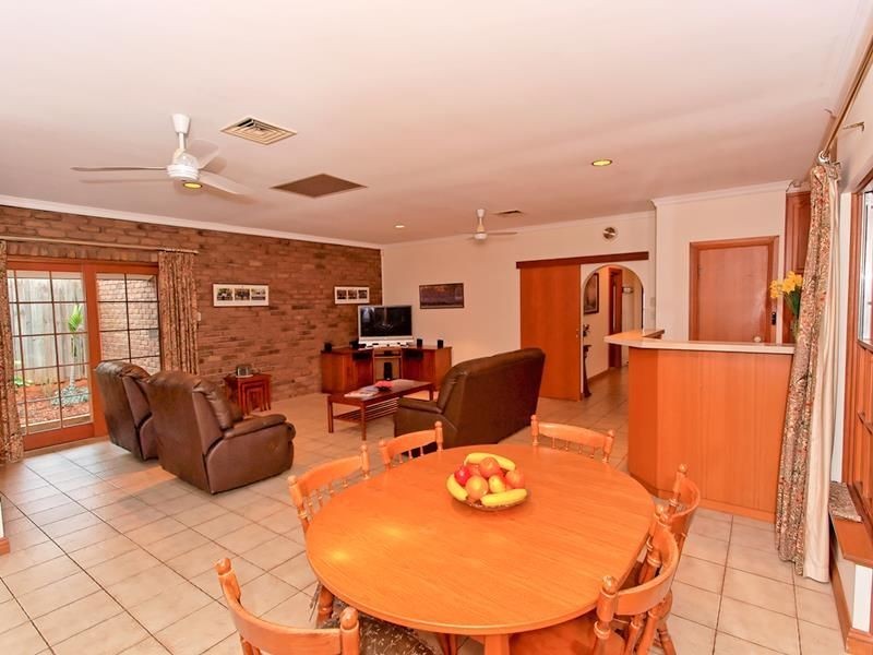 4 Chestnut Grove, Magill SA 5072