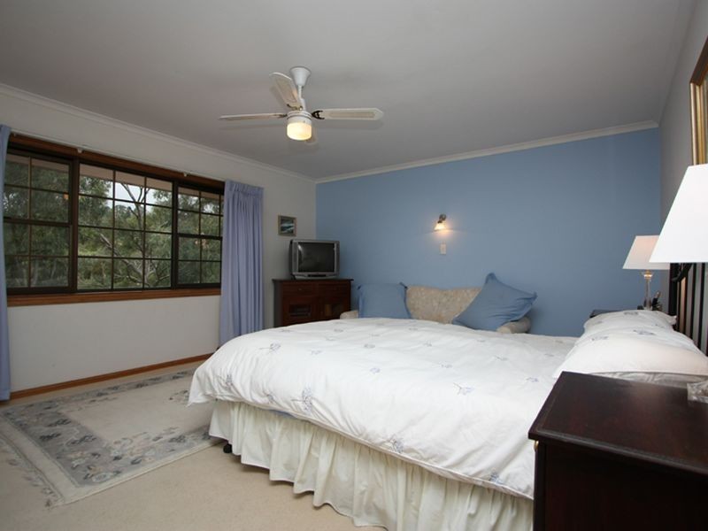 25 Ridgeland Drive, Teringie SA 5072