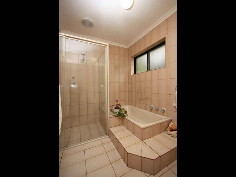 25 Ridgeland Drive, Teringie SA 5072