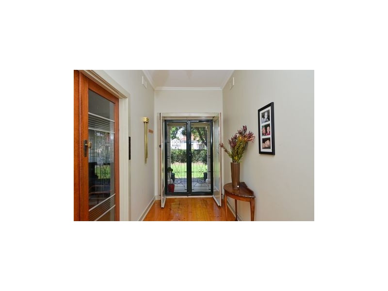 82 Kyeema Avenue, Cumberland Park SA 5041