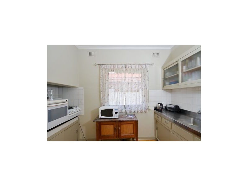 82 Kyeema Avenue, Cumberland Park SA 5041