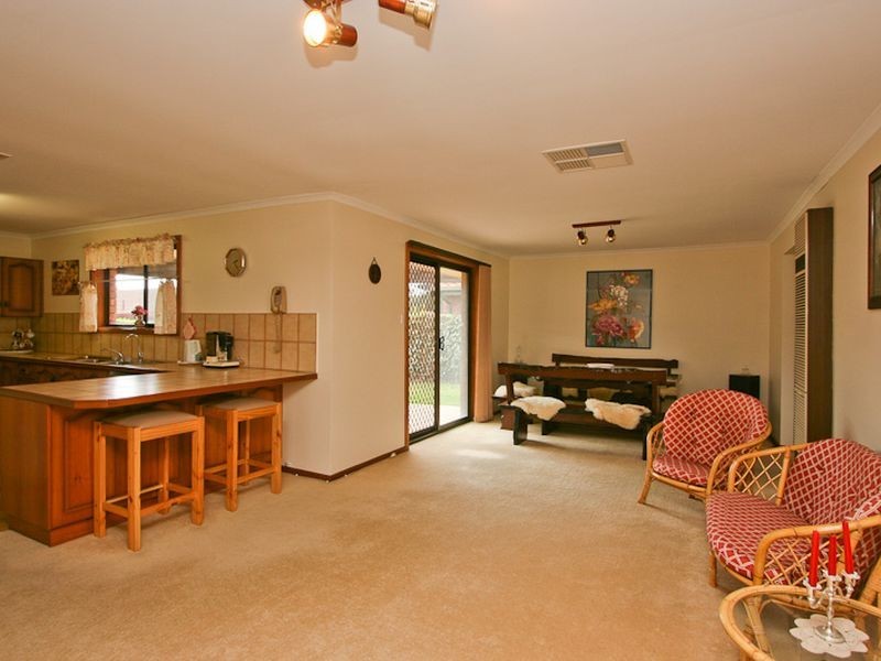 10 Mepsted Crescent, Athelstone SA 5076