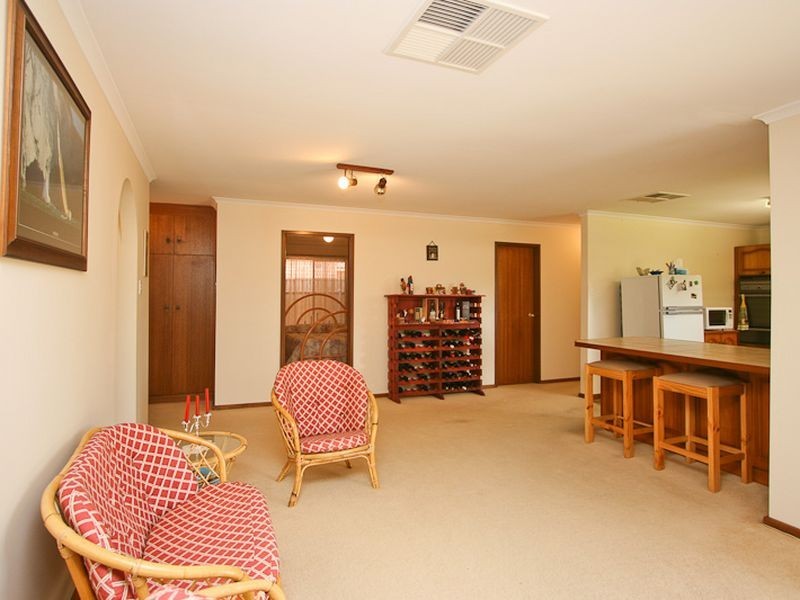 10 Mepsted Crescent, Athelstone SA 5076