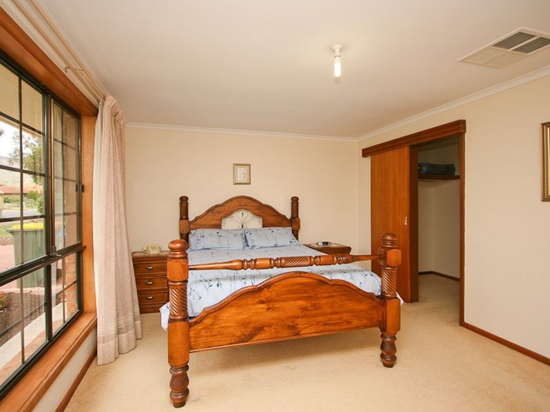 10 Mepsted Crescent, Athelstone SA 5076