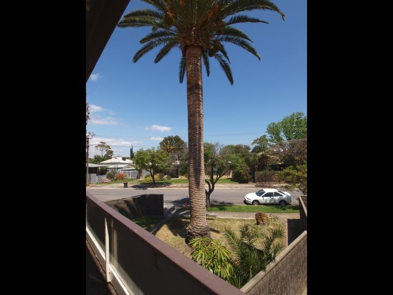 8/16 Park Street, Glandore SA 5037