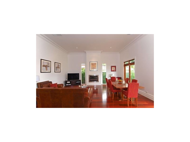 76 Fourth Avenue, St Peters SA 5069