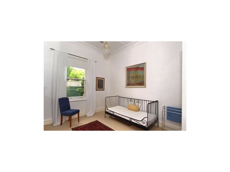 76 Fourth Avenue, St Peters SA 5069
