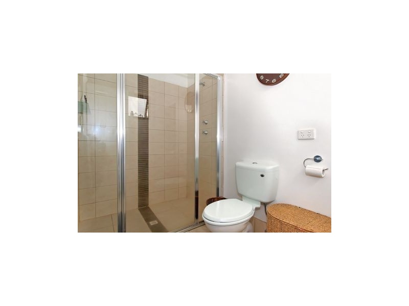 76 Fourth Avenue, St Peters SA 5069