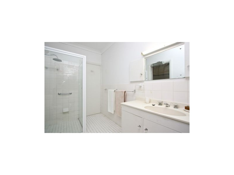 9 St Albans Drive, Burnside SA 5066