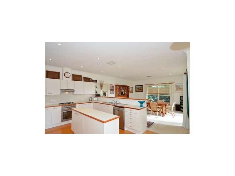 19 Woodland Way, Teringie SA 5072