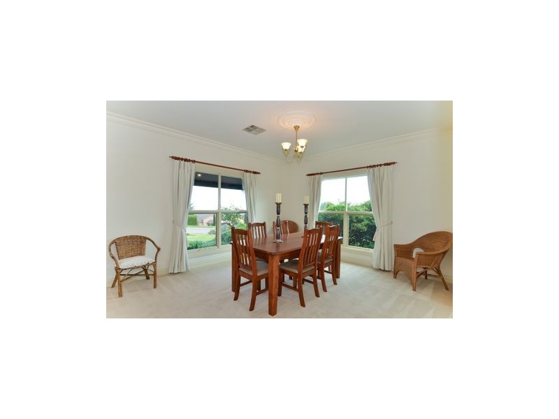 19 Woodland Way, Teringie SA 5072