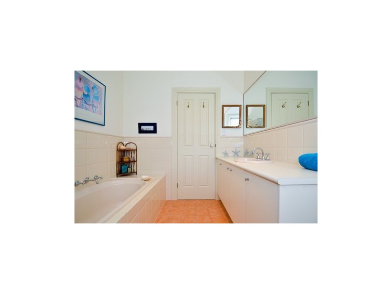 19 Woodland Way, Teringie SA 5072