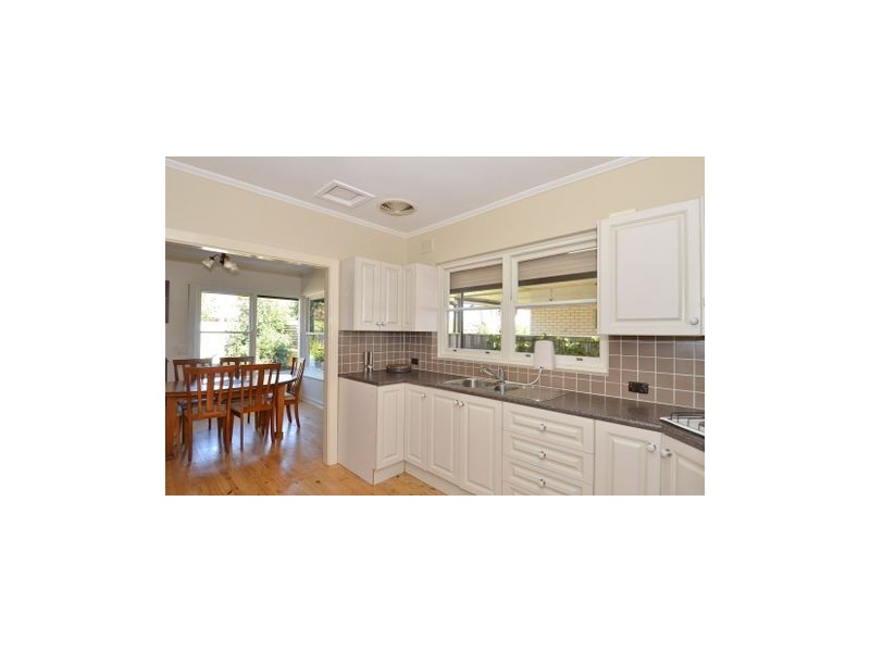 1 Fry Terrace, Newton SA 5074