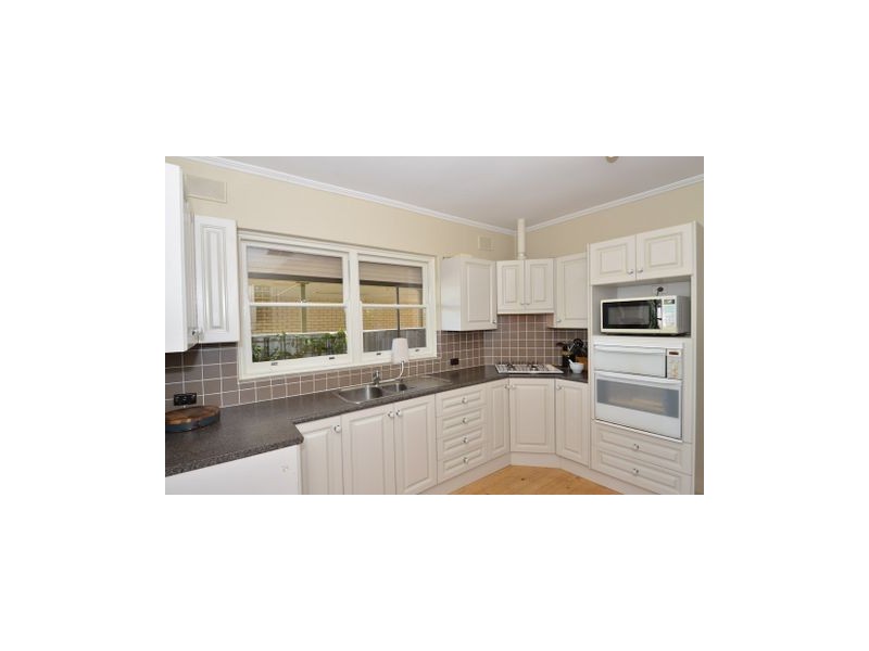 1 Fry Terrace, Newton SA 5074