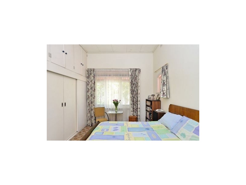 9 Marian Place, Prospect SA 5082