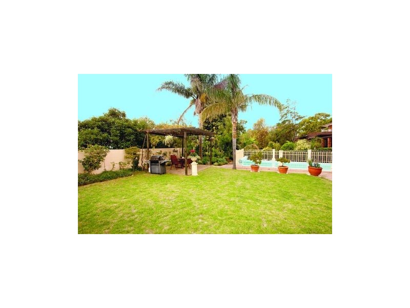 25 Crompton Drive, Wattle Park SA 5066