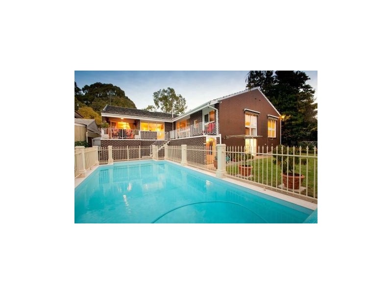 25 Crompton Drive, Wattle Park SA 5066