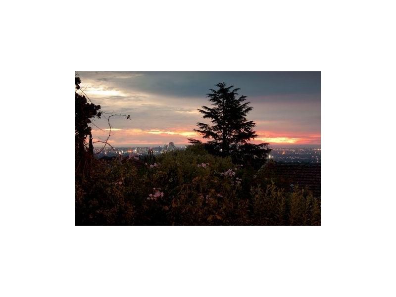 25 Crompton Drive, Wattle Park SA 5066