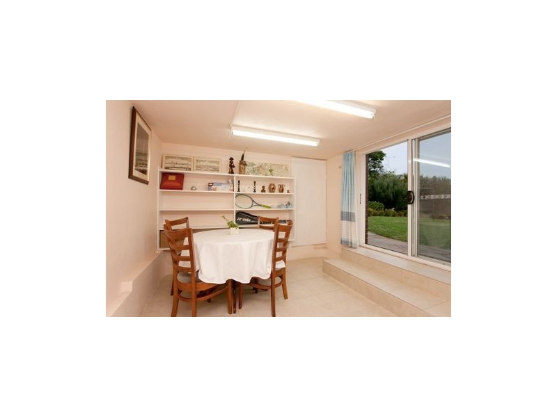 25 Crompton Drive, Wattle Park SA 5066