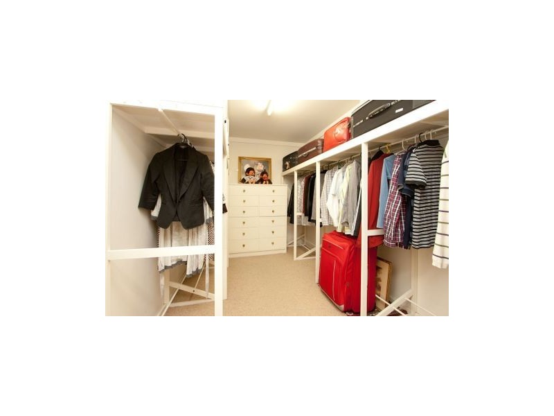 25 Crompton Drive, Wattle Park SA 5066