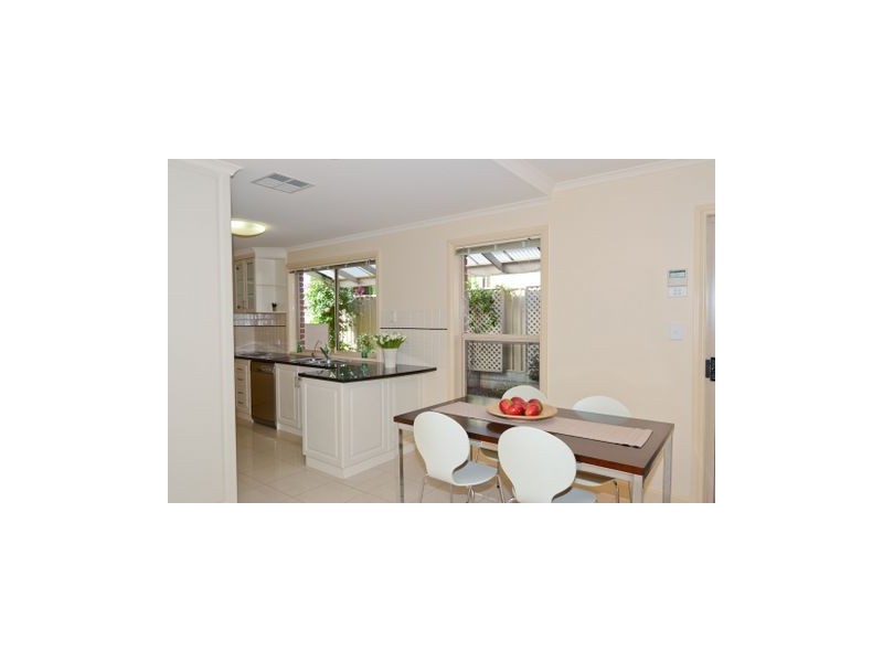 32 Hallett Avenue, Tranmere SA 5073