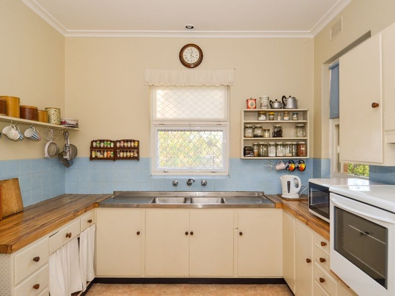 2 Myrtlebank Terrace, Stonyfell SA 5066