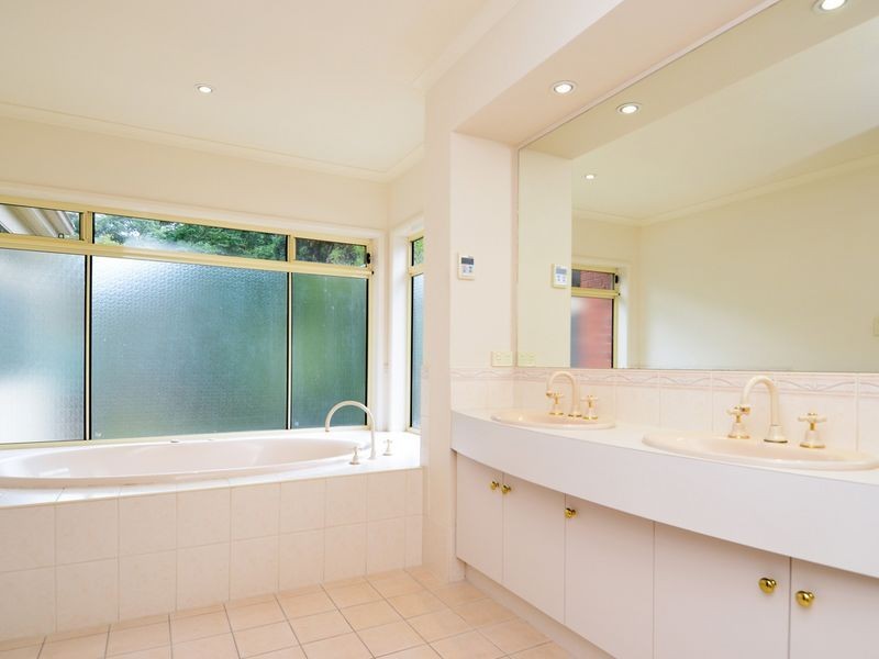 21 Fernbank Terrace, Stonyfell SA 5066