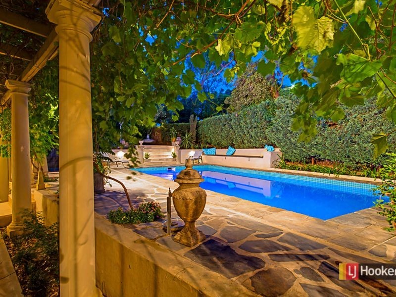 6 Fernbank Terrace, Stonyfell SA 5066
