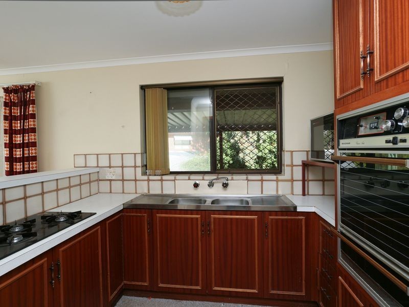 17 Selangor Avenue, Fairview Park SA 5126