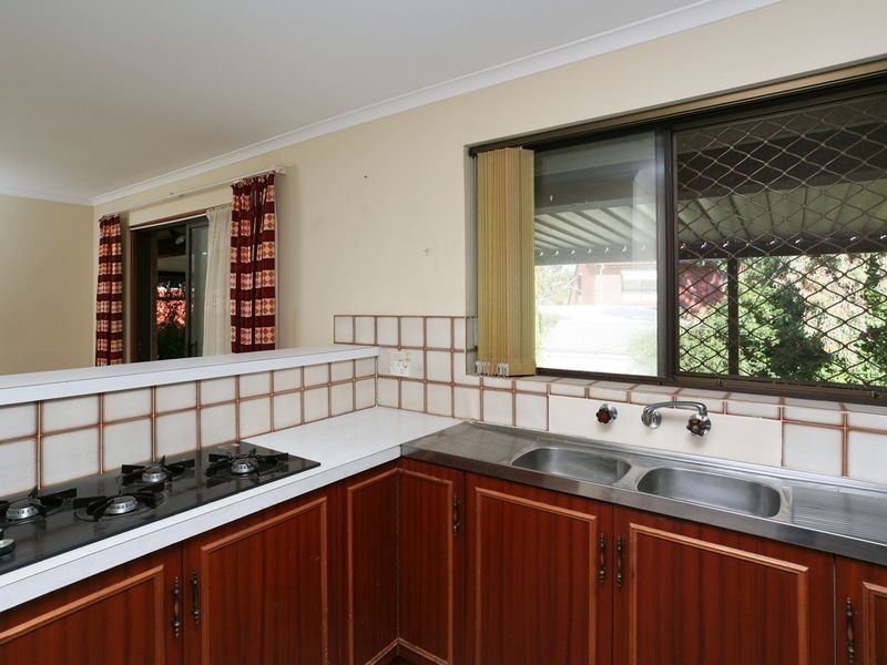 17 Selangor Avenue, Fairview Park SA 5126