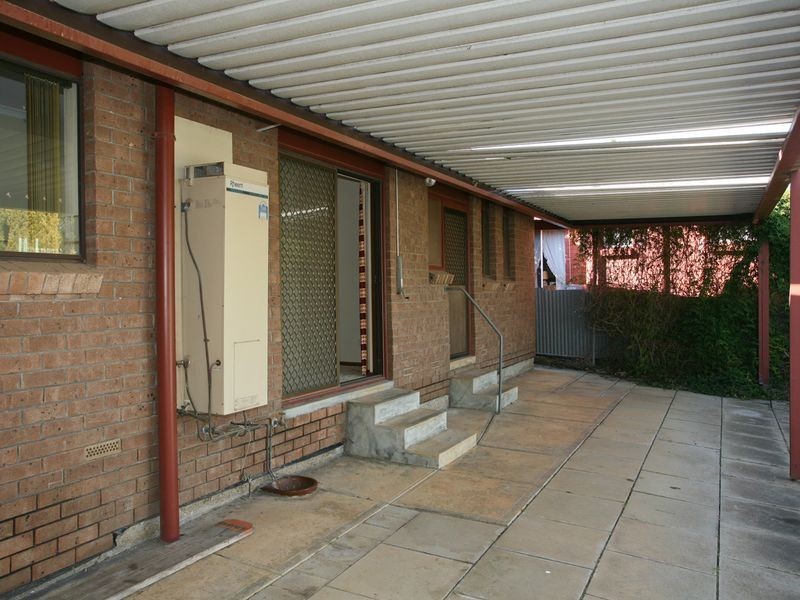 17 Selangor Avenue, Fairview Park SA 5126