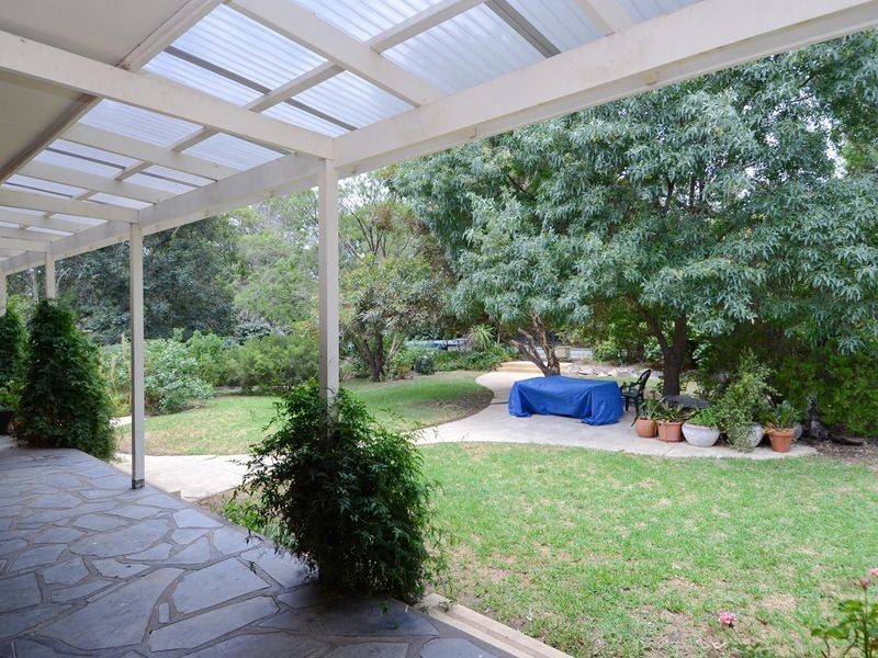 6 Myrtlebank Terrace, Stonyfell SA 5066