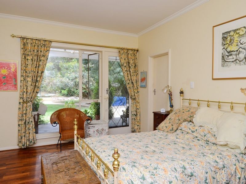 6 Myrtlebank Terrace, Stonyfell SA 5066
