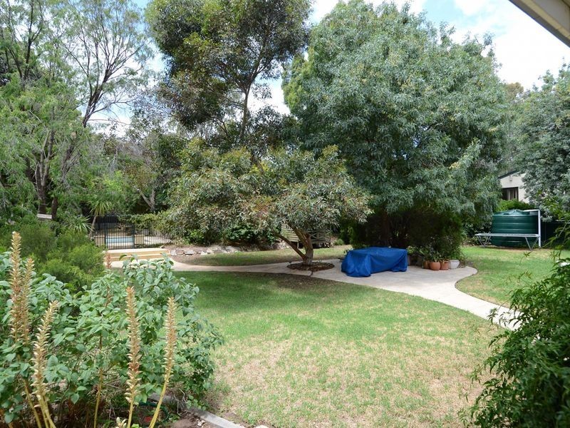 6 Myrtlebank Terrace, Stonyfell SA 5066