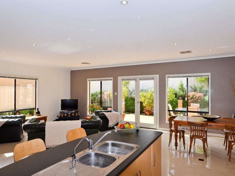 Residence 4/14 Church Street, Magill SA 5072