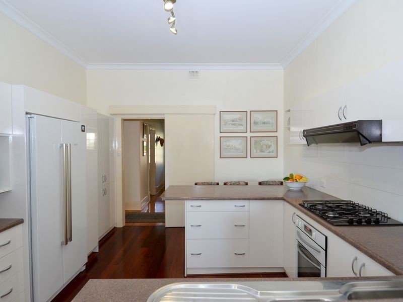 15 McKenna Street, Kensington Park SA 5068