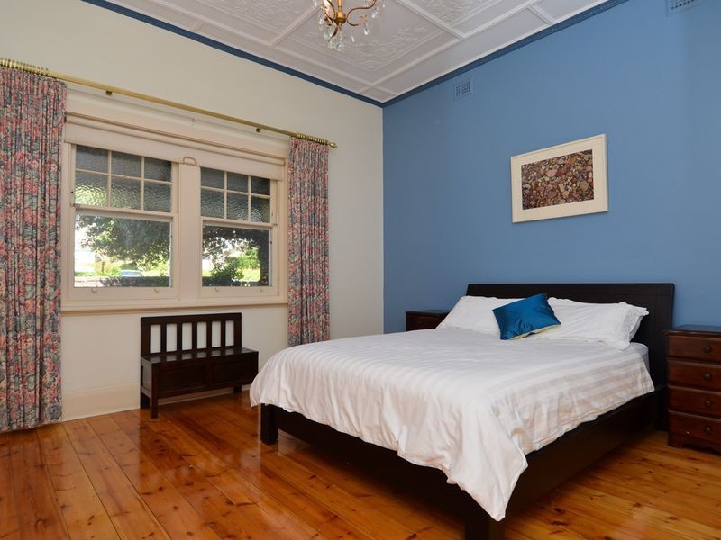 15 McKenna Street, Kensington Park SA 5068