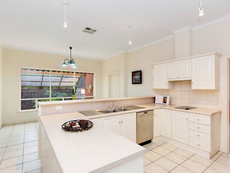 25 Hamilton Street, Erindale SA 5066