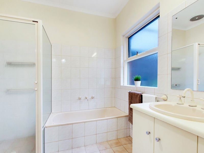 25 Hamilton Street, Erindale SA 5066