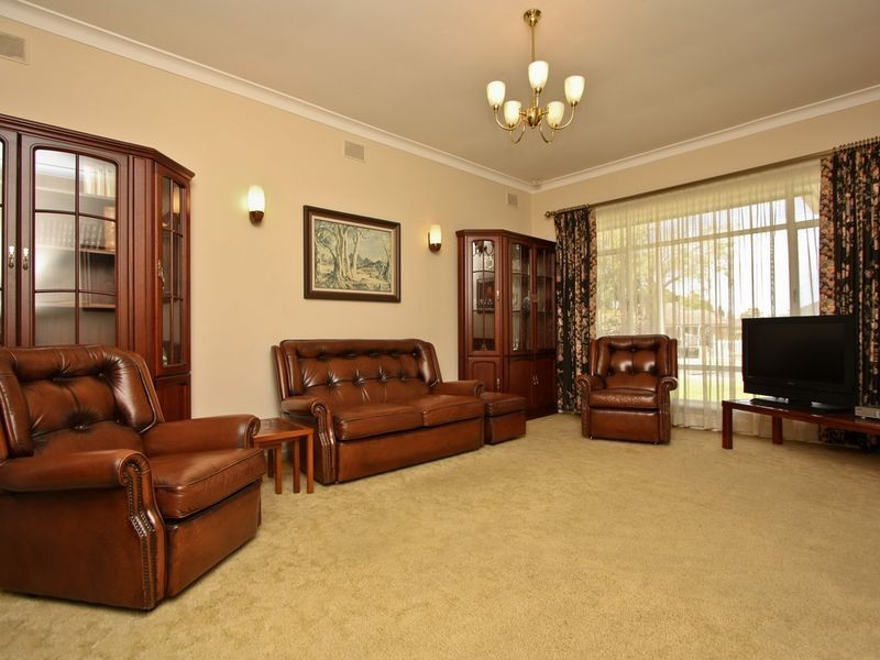 38 Windsor Avenue, Clearview SA 5085