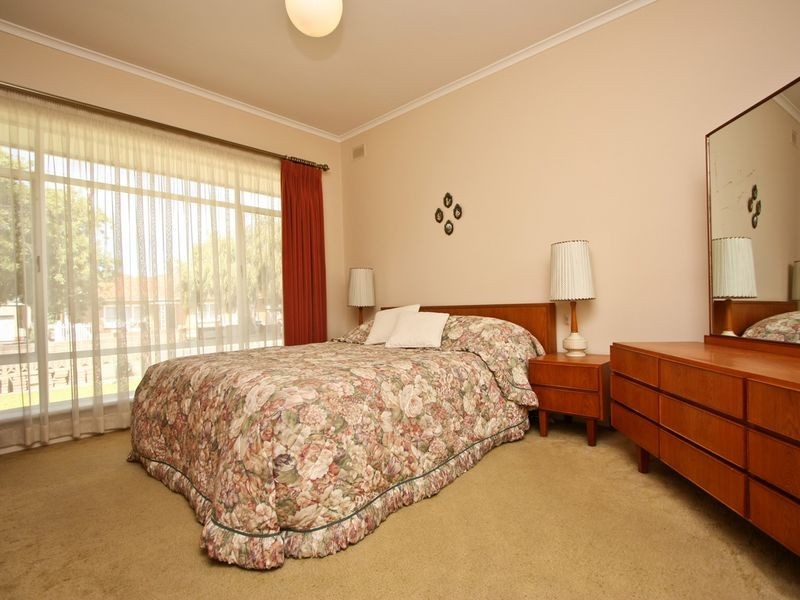 38 Windsor Avenue, Clearview SA 5085