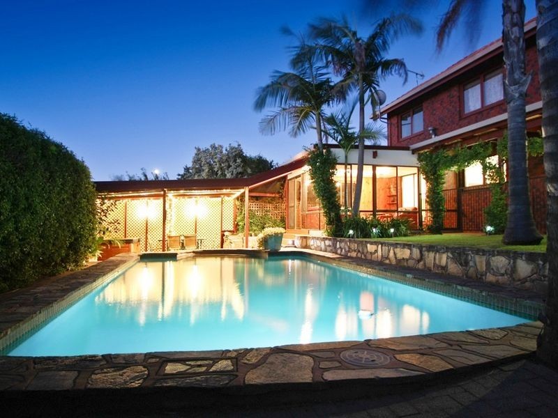 8 Conway Court, Rostrevor SA 5073