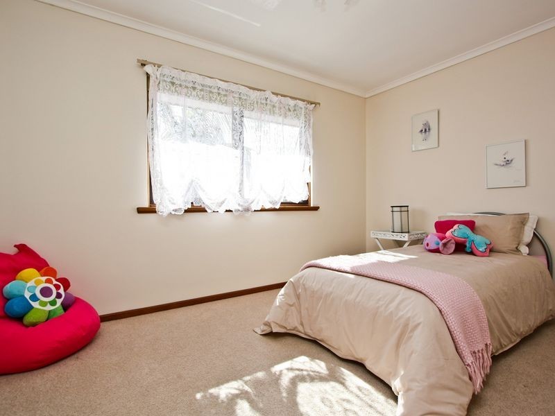 8 Conway Court, Rostrevor SA 5073