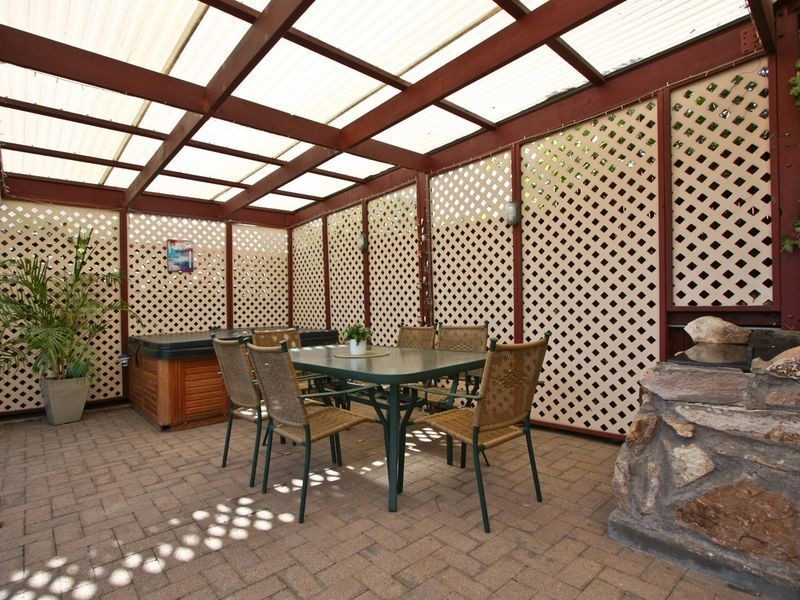 8 Conway Court, Rostrevor SA 5073