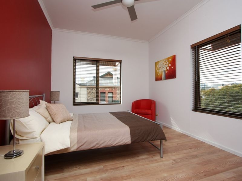 9/11 Winifred Street, Adelaide SA 5000