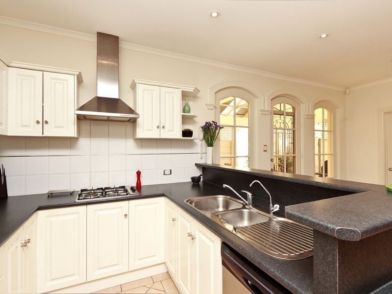 12B Augusta Street, Glenelg SA 5045